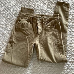 AE High Rise Khaki Jegging